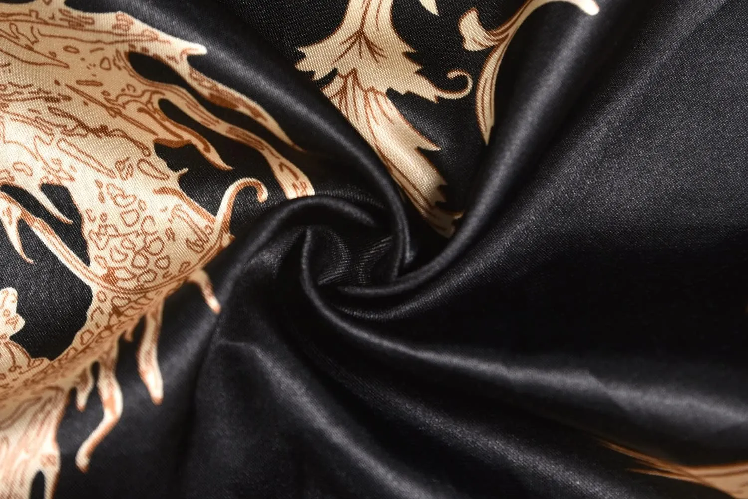 Women's Floral/Patterned Silky Kimono Robes Long Satin Bathrobes Sleepwear Loungewear